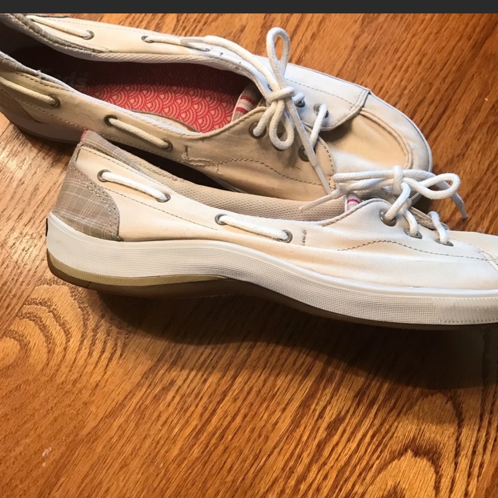 Keds Tan Canvas Boat Shoes Size 9.5